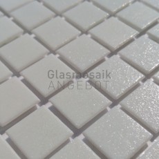 Weißes Glasmosaik